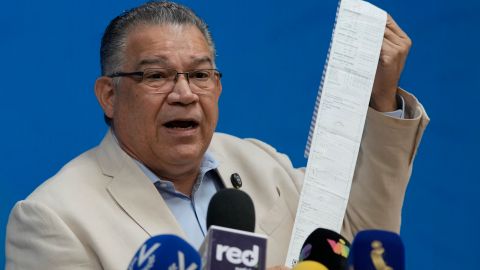 Venezuela: excandidato pide al Tribunal Supremo anular fallo que dio el triunfo a Maduro