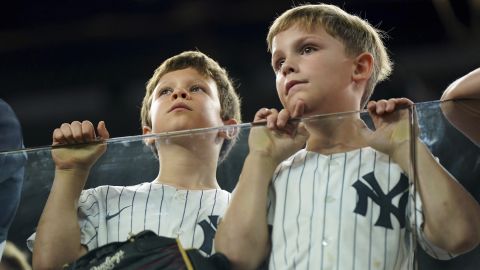 New York Yankees lanzan nueva línea de ropa en colaboración con AC Milan