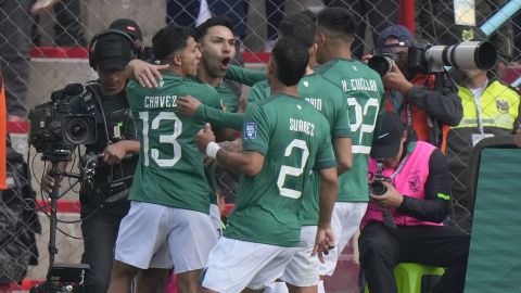 Bolivia se aprovecha de El Alto para golear 4-0 a Venezuela