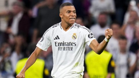 Kylian Mbappé celebra su gol con el Real Madrid.