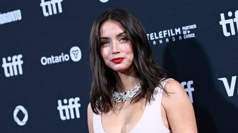 Ana de Armas ahora vive rodeada de montañas.