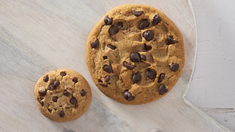Las nuevas galletas de Chips Ahoy, estarán a la venta a partir de octubre.