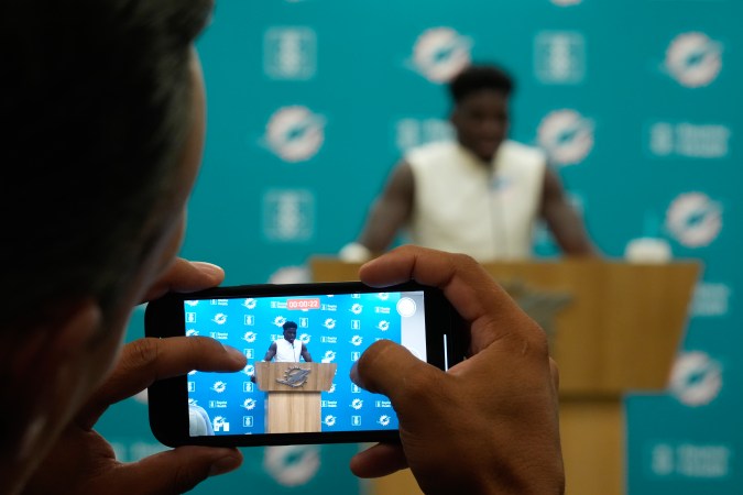 Rueda de prensa de Tyreek Hill.