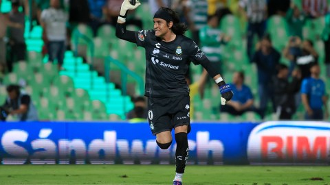 Carlos Acevedo lamenta la derrota de Santos Laguna.