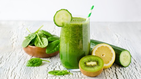 Jugo verde para la producción de colágeno