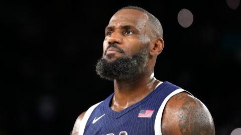 LeBron James visitó cinco propiedades de primer nivel.