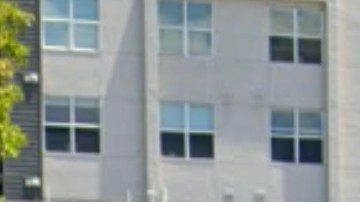 La policía encontró dentro de la habitación del Motel 6 crack, cocaína y el hacha.
