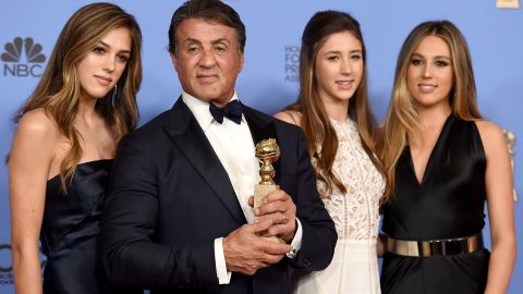 Sylvester Stallone regalará esta casa a sus hijas Sophia, Sistine y Scarlet.