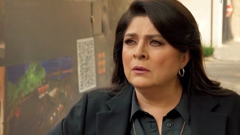 Victoria Ruffo.