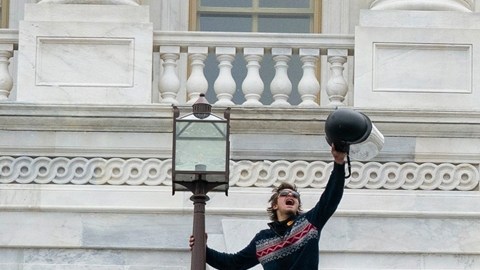 Fiscalía solicita desclasificar evidencia clave en el caso Trump por el asalto al Capitolio