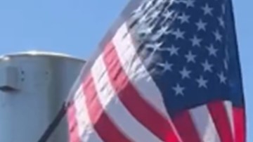 Platanos Venezuelan Food: Venezolanos en Indiana transformaron un autobús escolar en un food truck