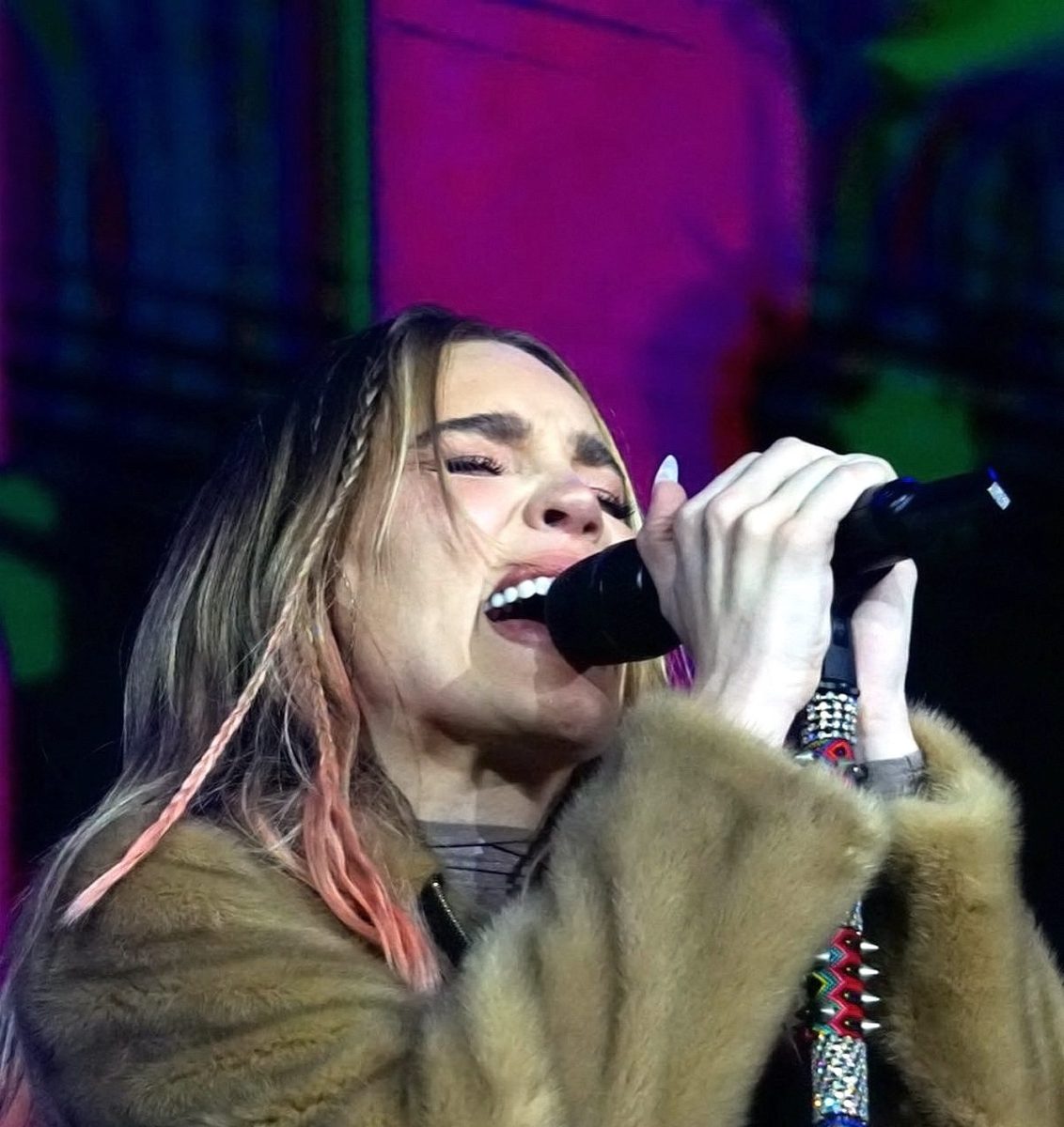 Belinda encabeza por primera vez el Grito de Independencia en Times Square