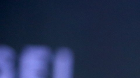 La canción de Eduardo Verástegui ha provocado discusiones acaloradas en redes sociales.