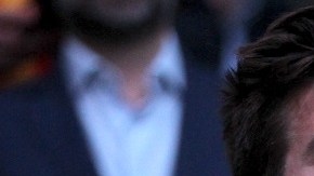 Shakira y Gerard Piqué posando.