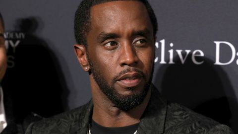 Durante los últimos meses, varias mujeres y hombres han denunciado a Sean Diddy Combs, igualmente, por casos sexuales.