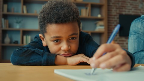 El aburrimiento se puede aprovechar para dar paso al desarrollo de la creatividad.
