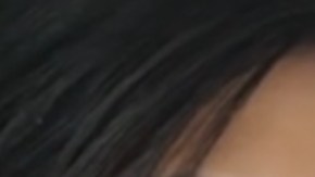 Madre latina consigue trabajo sin saber inglés en EE.UU. y su hija revela el secreto en TikTok