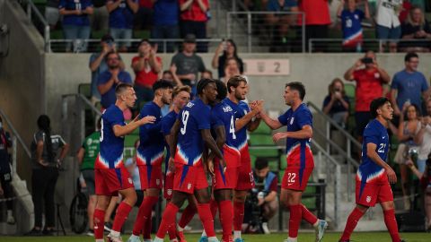 Jugadores de Estados Unidos celebran el segundo gol ante Panamá.