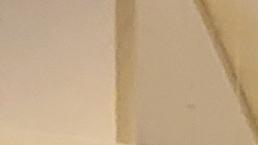 Las hermanas Ashley y Victoria Olivos en el Prudential Center con su Torta Truck.