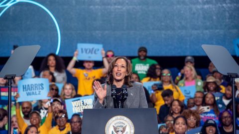 La vicepresidenta Kamala Harris durante un mitin en Georgia.