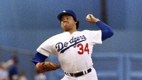 Fernando Valenzuela con los Dodgers en la temporada 1988.