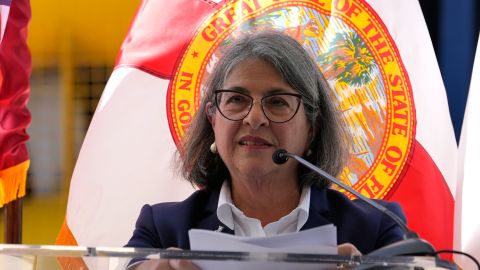 Daniella Levine Cava, alcaldesa de Miami-Dade, Florida, llamó a los habitantes a tomar precauciones ante el huracán Milton.