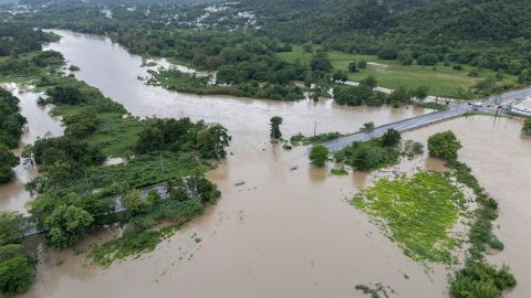 Tormenta Ernesto en Puerto Rico