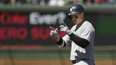 New York Yankees dejaron fuera del roster de la SDLA a Anthony Rizzo