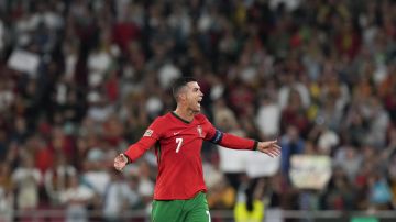 Cristiano Ronaldo sigue imparable con Portugal, anotó su gol 906 a Polonia