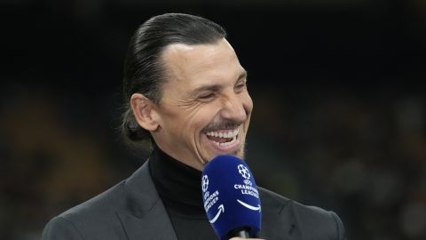 Zlatan Ibrahimovic como comentarista de los partidos de Champions League.