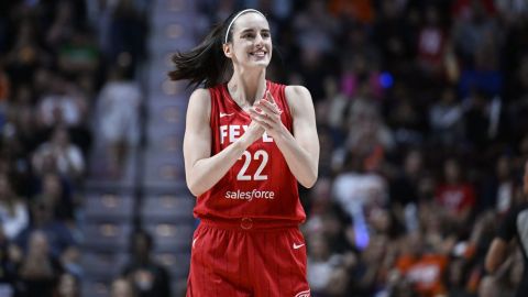 Caitlin Clark durante un partido ante el Connecticut Sun.