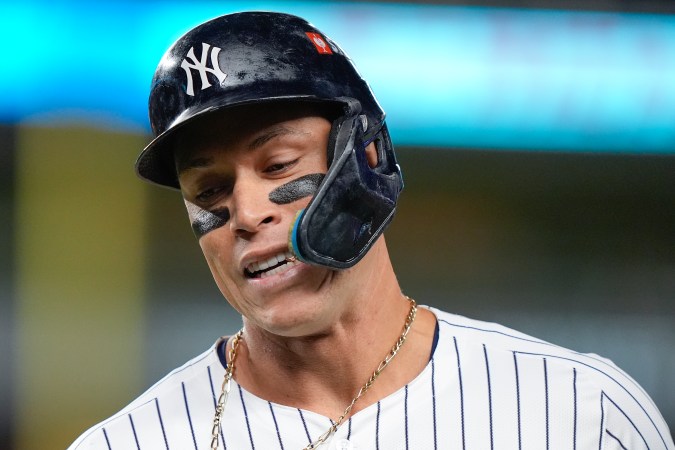 Aaron Judge no está teniendo una buena postemporada con los Yankees.
