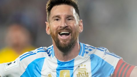 Lionel Messi anotó tres goles en la victoria de Argentina ante Bolivia.