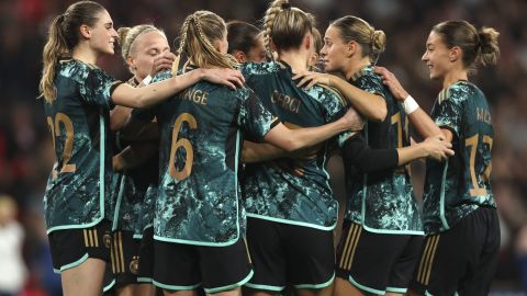 Futbolista musulmana denuncia que no le dejaron jugar por no llevar short