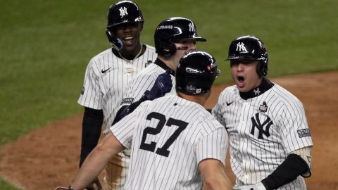 Yankees sacaron el poder para llevarse su primer triunfo en la Serie Mundial ante Dodgers