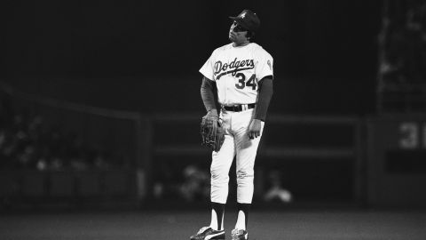 Fernando Valenzuela en un encuentro con los Dodgers en 1981.