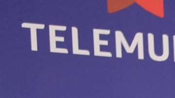 Carlos Adyan, presentador de televisión.