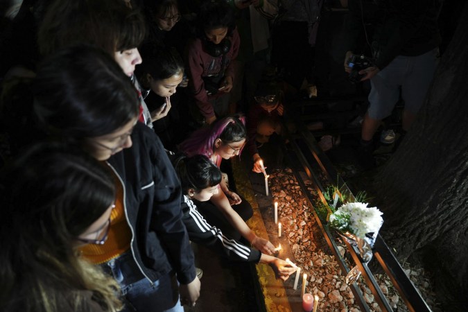 Fanáticos de One Direction se reunieron frente al hotel en Buenos Aires.