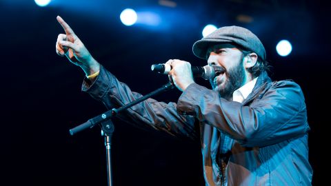 Juan Luis Guerra es uno de los invitados a la ceremonia de los Latin Grammy.