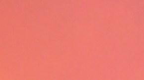 Lili Estefan, presentadora de televisión y Christian Nodal, cantante de música regional mexicana.