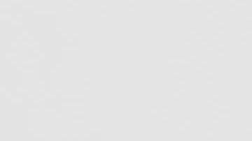 La demandante Clarissa DeBock compró y consumió alimentos en McDonald's de Nebraska y se enfermó.