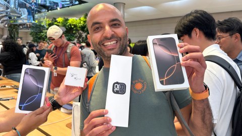 iPhone 16