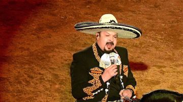 Pepe Aguilar.