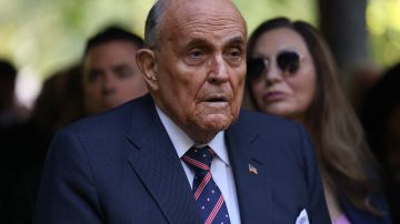 Rudy Giuliani tiene un plazo de siete días para transferir sus bienes.