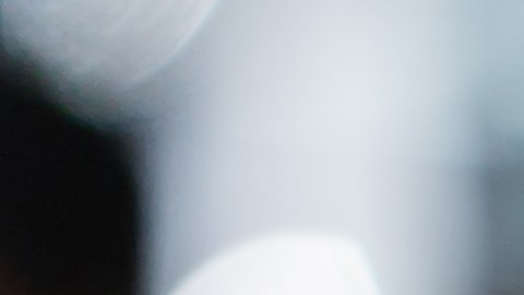 Starbucks lanza productos inspirados en las historias no contadas de las brujas de Oz.