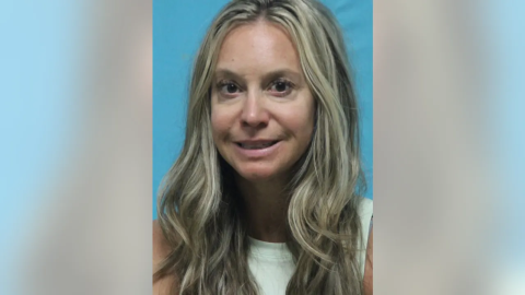 Maestra de Texas es acusada de agredir sexualmente a su estudiante durante las vacaciones