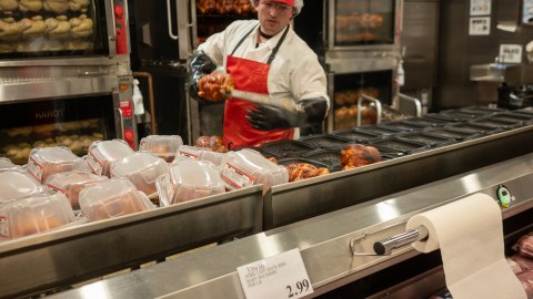 costco-paga-60-mil-green-card