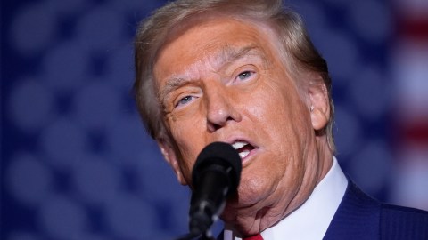 Trump critica a Beyoncé por solo “hablar un par de minutos” en mitin de Harris