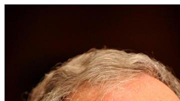 Combo de fotografías de archivo donde están, desde la izquierda, Michael Bloomberg, George Soros, Elon Musk y Miriam Adelson.