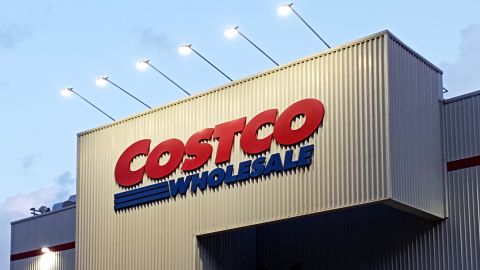 Fachada de una tienda Costco